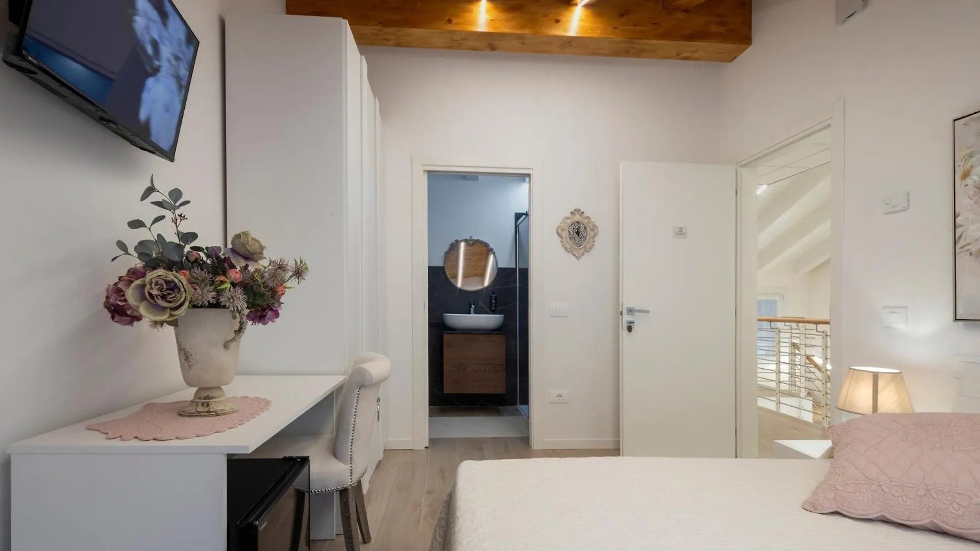 פיאצולה סול ברנטה Camerini Guest House 0*, פיאצולה סול ברנטה